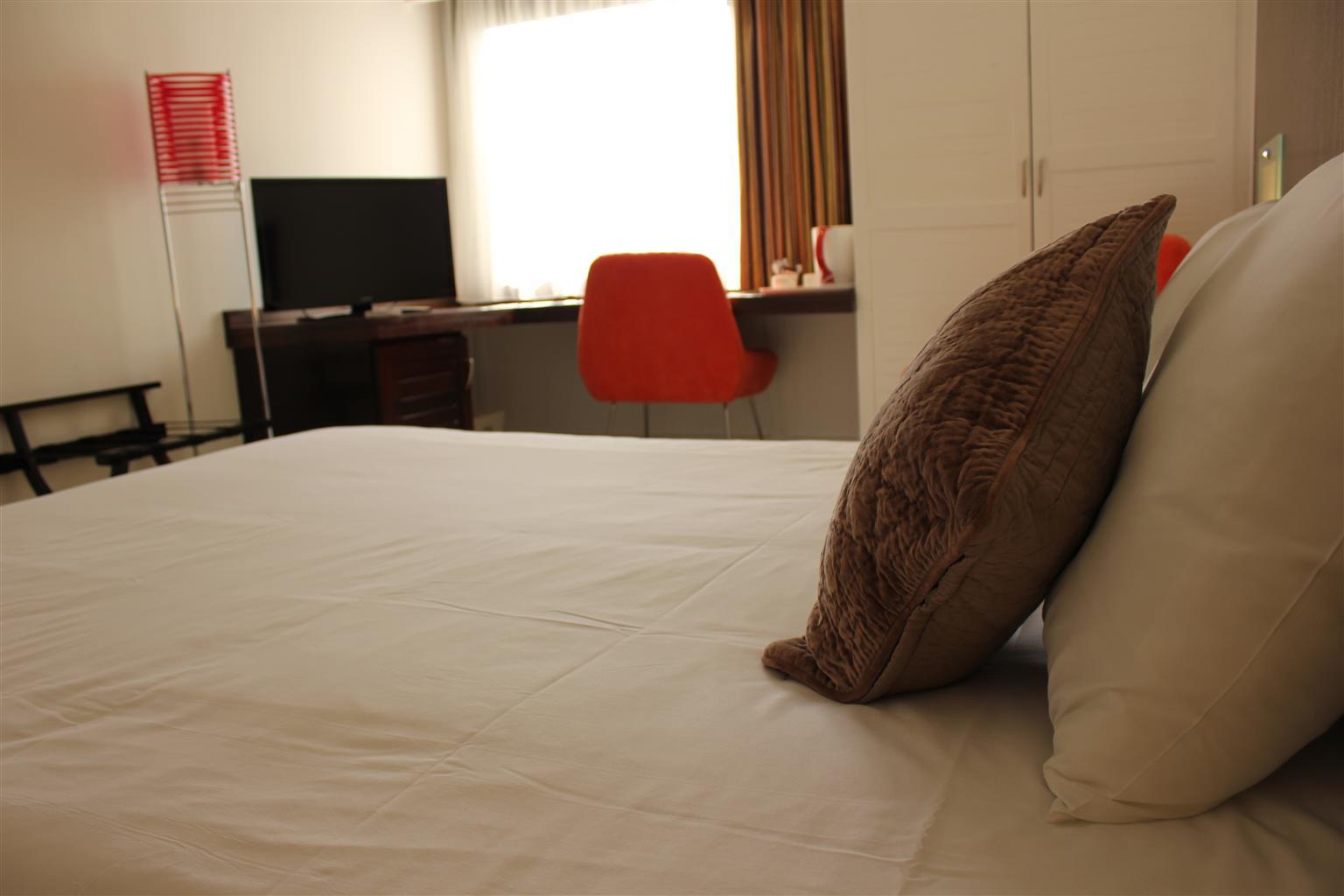 Hotel Le Saint Denis מראה חיצוני תמונה