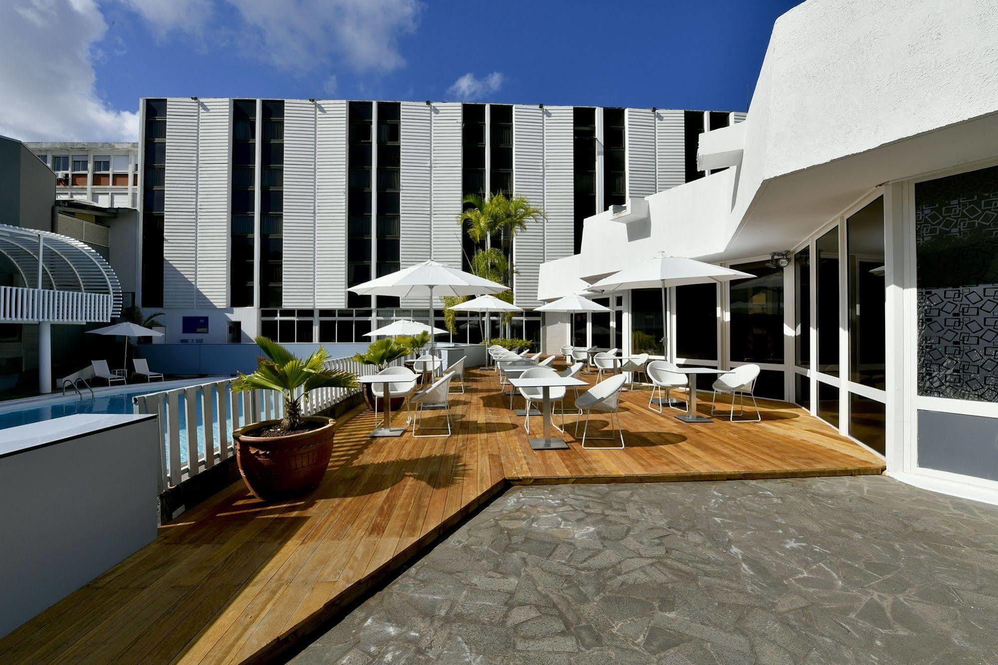 Hotel Le Saint Denis מראה חיצוני תמונה